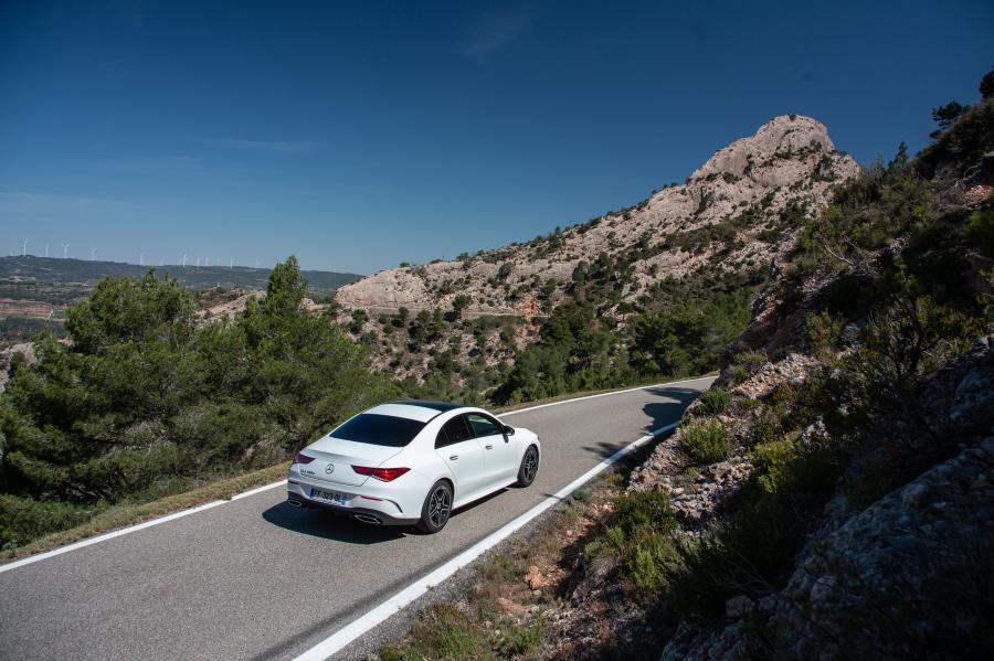  Mercedes-Benz CLA180 d AMG Line 2019 года  (WW) (фото 23 из 28)